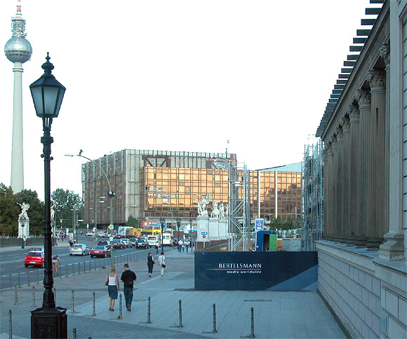 Berlin: Palast der Republik. W&auml;hrend der Asbestsanierung