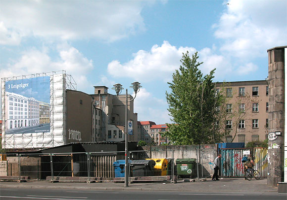Berlin-Mitte: Leipziger Stra&szlig;e nahe Wilhelmstra&szlig;e