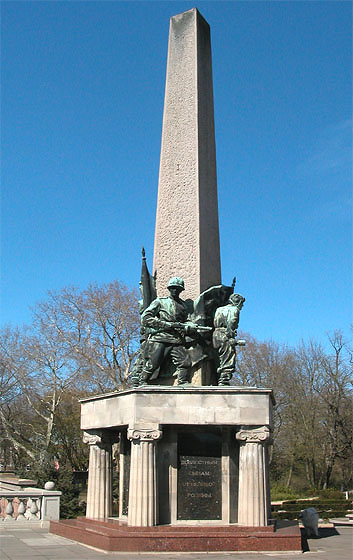 Sowjetisches Ehrenmal, Brandenburg an der Havel, Neustadt