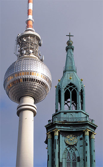 Berlin-Mitte: Fernsehturm, Kirchturm Marienkirche
