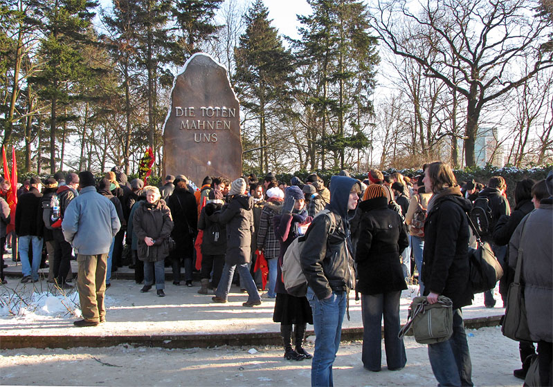 Liebknecht-Luxemburg-Demo (LL-Demo) 2009