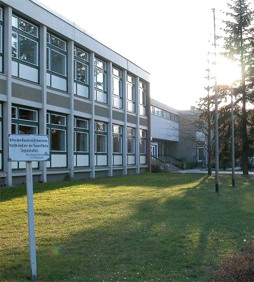 Wolfsburger Weg: Schätzelberg-Grundschule