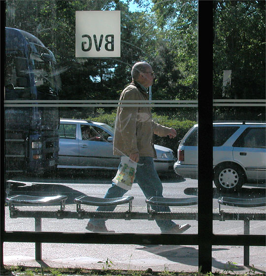 Betrieb auf dem Tempelhofer Damm, vor dem Rathaus Tempelhof 
